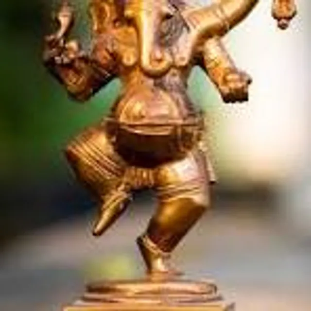 Ganesha idol — Nritya form, village celebration